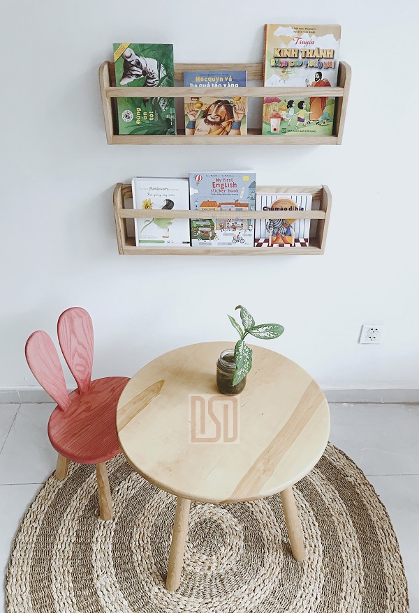 Giá sách treo tường cho bé
